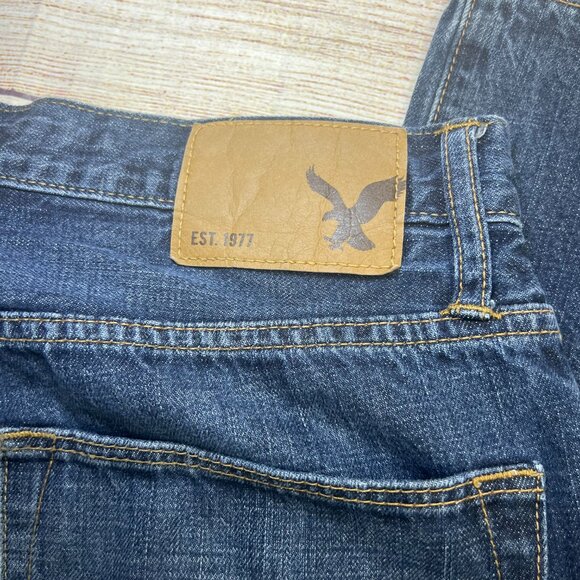 American Eagle Relaxed Straight Leg Jeans Men's 30x32 Medium Wash Denim AEO - Picture 6 of 16
